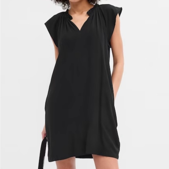 🛍️GAP Dress NWT - Picture 1 of 8